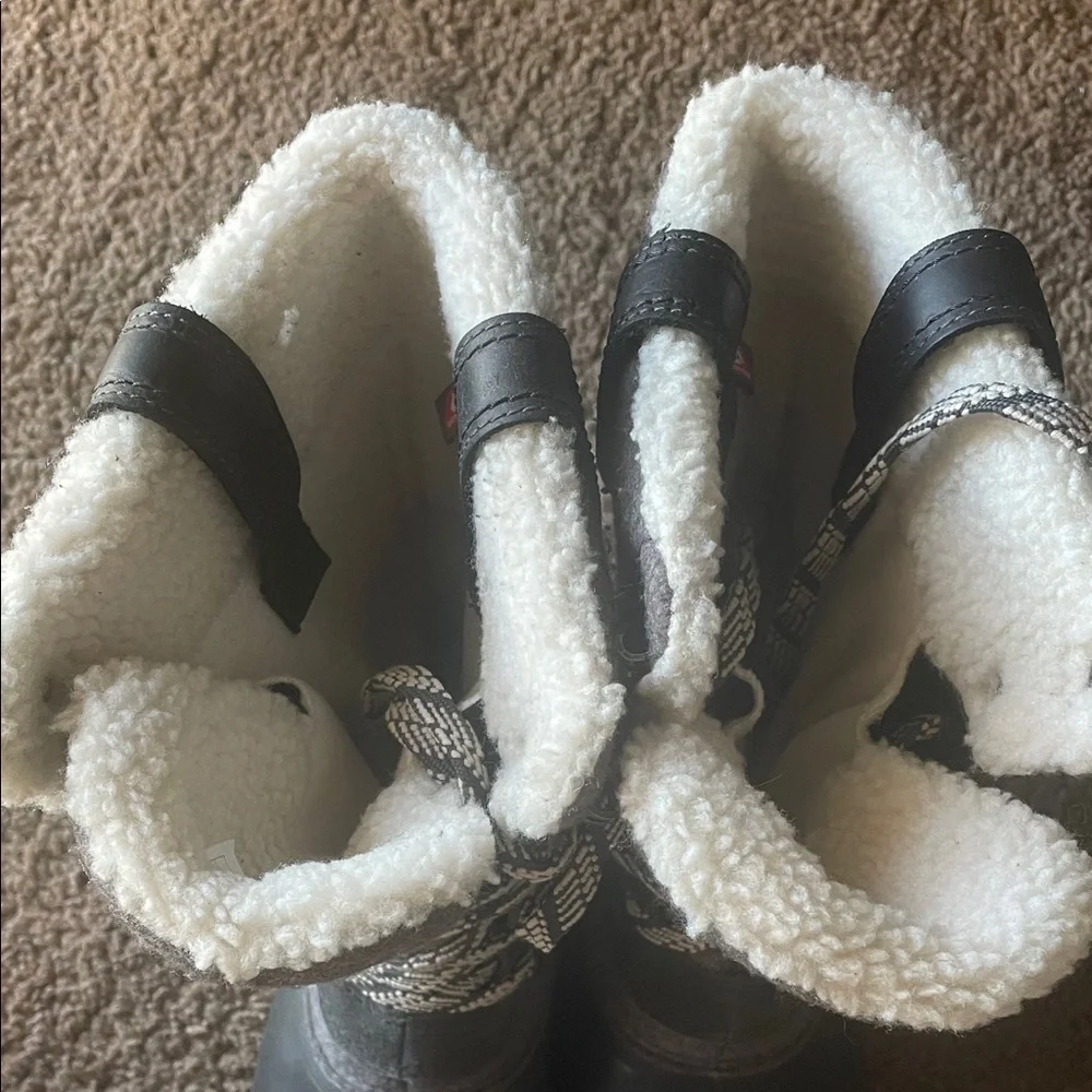 The North Face Black and Gray Winter Boots